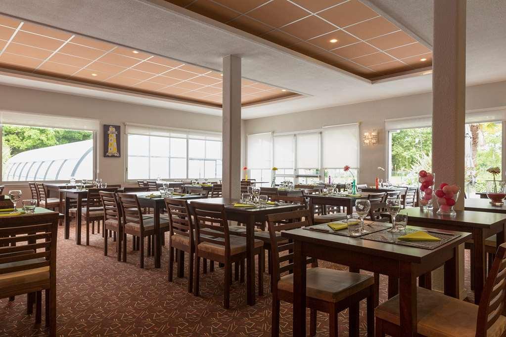 Hotel Du Golf Saint-Laurent Ploemel Εστιατόριο φωτογραφία